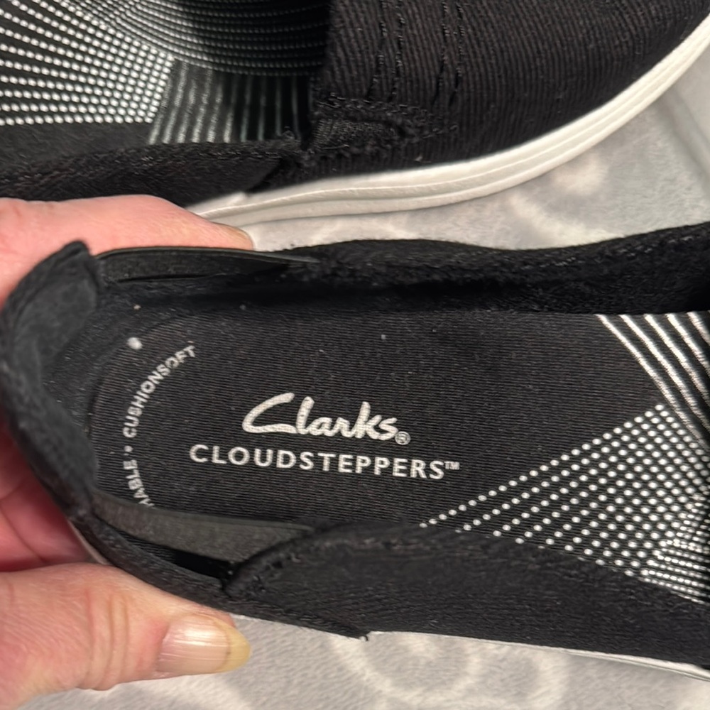 Clarks Black Cloudsteppers Flats